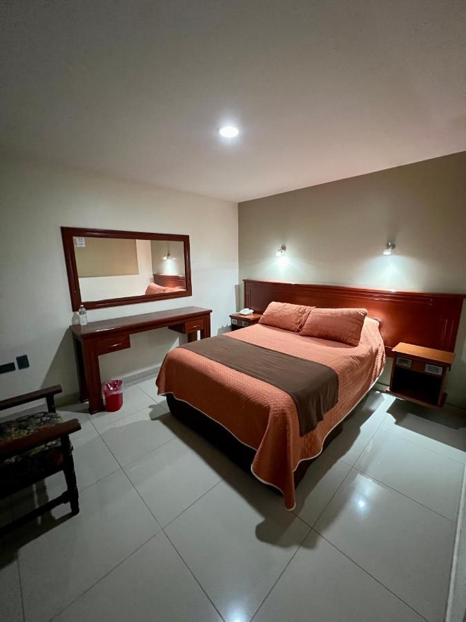 Hotel Latino Sahuayo Exterior foto